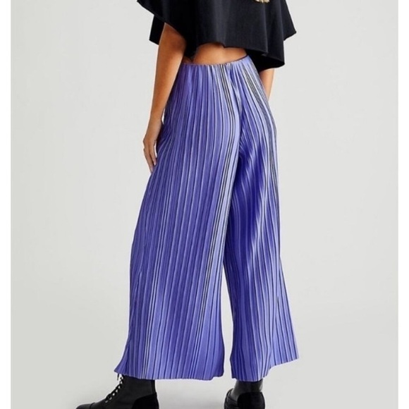 Free People Winona Pleated Flare Pants NEW - Picture 3 of 13